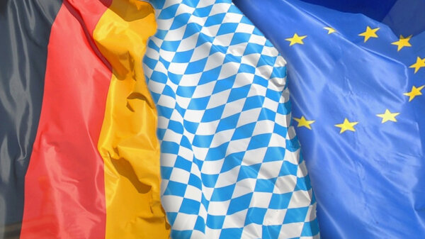 3 Flaggen: Deutschland, Bayern und Europa