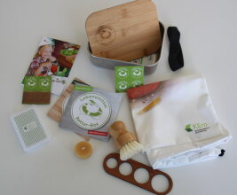 Eine Alu-Box mit Brotzeitbrett und weiteren Utensilien zum Retten von Lebensmitteln
