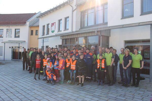 Großer Zusammenhalt in der Gemeinde Zandt