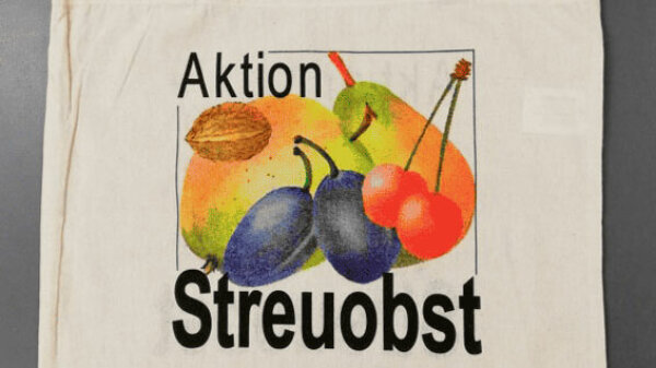 Stoff mit Aufdruck "Aktion Streuobst"