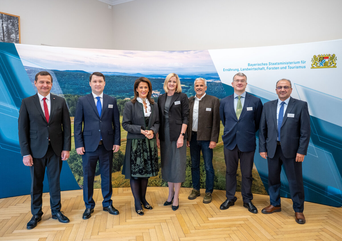 Landwirtschaftsministerin Kaniber beim offiziellen Empfang der Agrarminister aus Osteuropa, Zentralasien und dem Baltikum