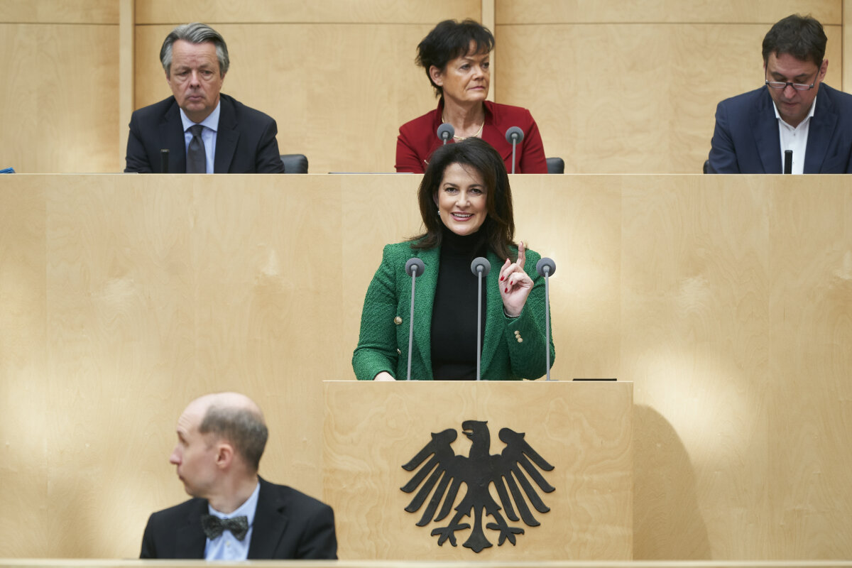 Staatsministerin Michaela Kaniber bei Ihrer Rede im Bundesrat.