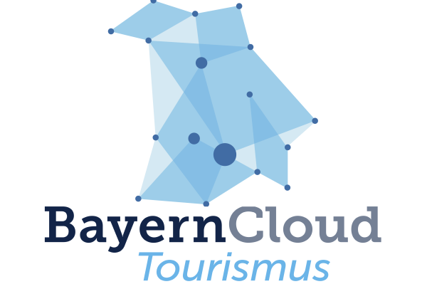 Gezeichnete Karte von Bayern mit der Aufschrift Bayern Cloud Tourismus