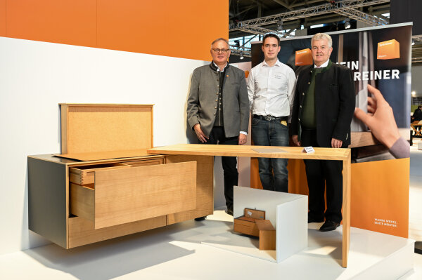 Sideboard mit Drehtisch (Schreinerei Bulthaup GmbH & Co. KG)