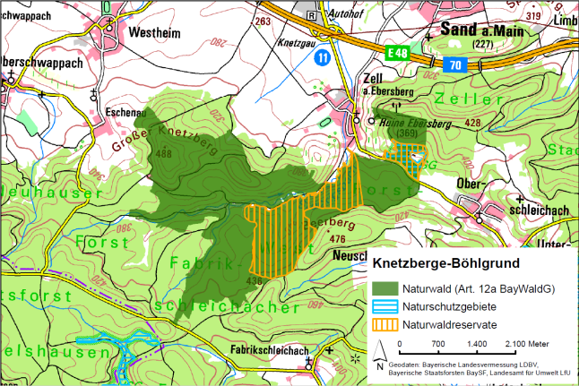 Übersichtskarte des Artenschutzgebiets bei der die Ausweisungen als Naturwaldfläche nach Art. 12 a BayWaldG mit dunkelgrüner Farbe eingezeichnet sind. Naturschutzgebiete sind blau und Naturwaldreservate orange schraffiert. (Geobasisdaten: Bayerische Staatsforsten BaySF, Bayerische Landesvermessung LDBV, Landesamt für Umweld LfU)