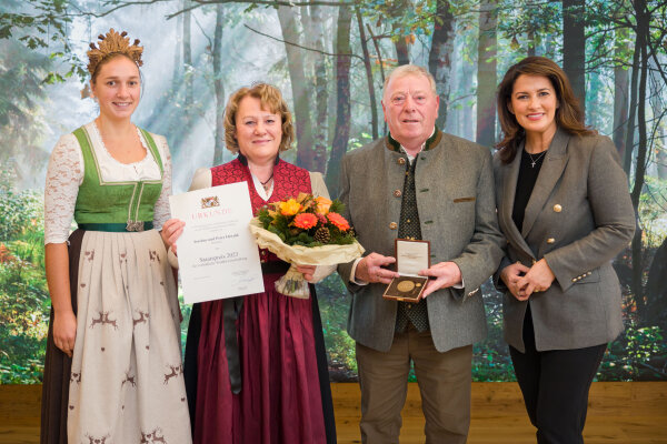 Staatspreis für vorbildliche Waldbewirtschaftung 2023 - Josefine und Peter Oswald